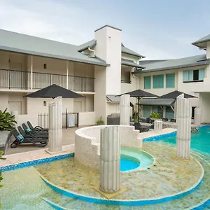 **** Hotel Mantra In The Village Australia